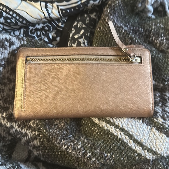 Kate spade wallet - Picture 2 of 3